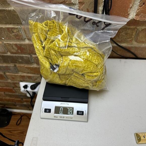 Express Women's Gold Mustard Chenille V-Neck 3/4 Sleeve Knit Pullover Sweater SP - Picture 9 of 9